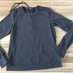 Lululemon pullover sweater. Size 6. EUC